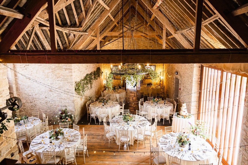 Barn"
